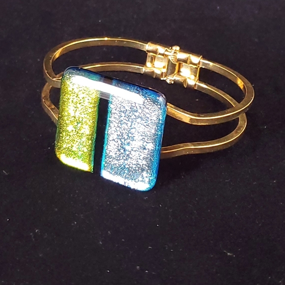 Pretty Dichroic Glass Hinge Bracelet Artisan Made - Picture 7 of 10